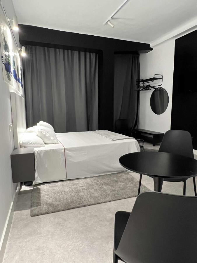דירות מאלגה Dama Modern & Luxury מראה חיצוני תמונה